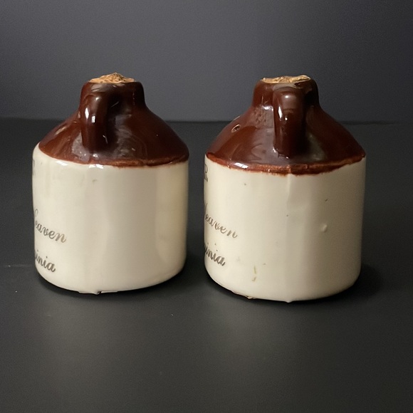 Stoneware Jug with Handle Salt and Pepper Shaker Souvenir West Virginia Vintage - Picture 2 of 7